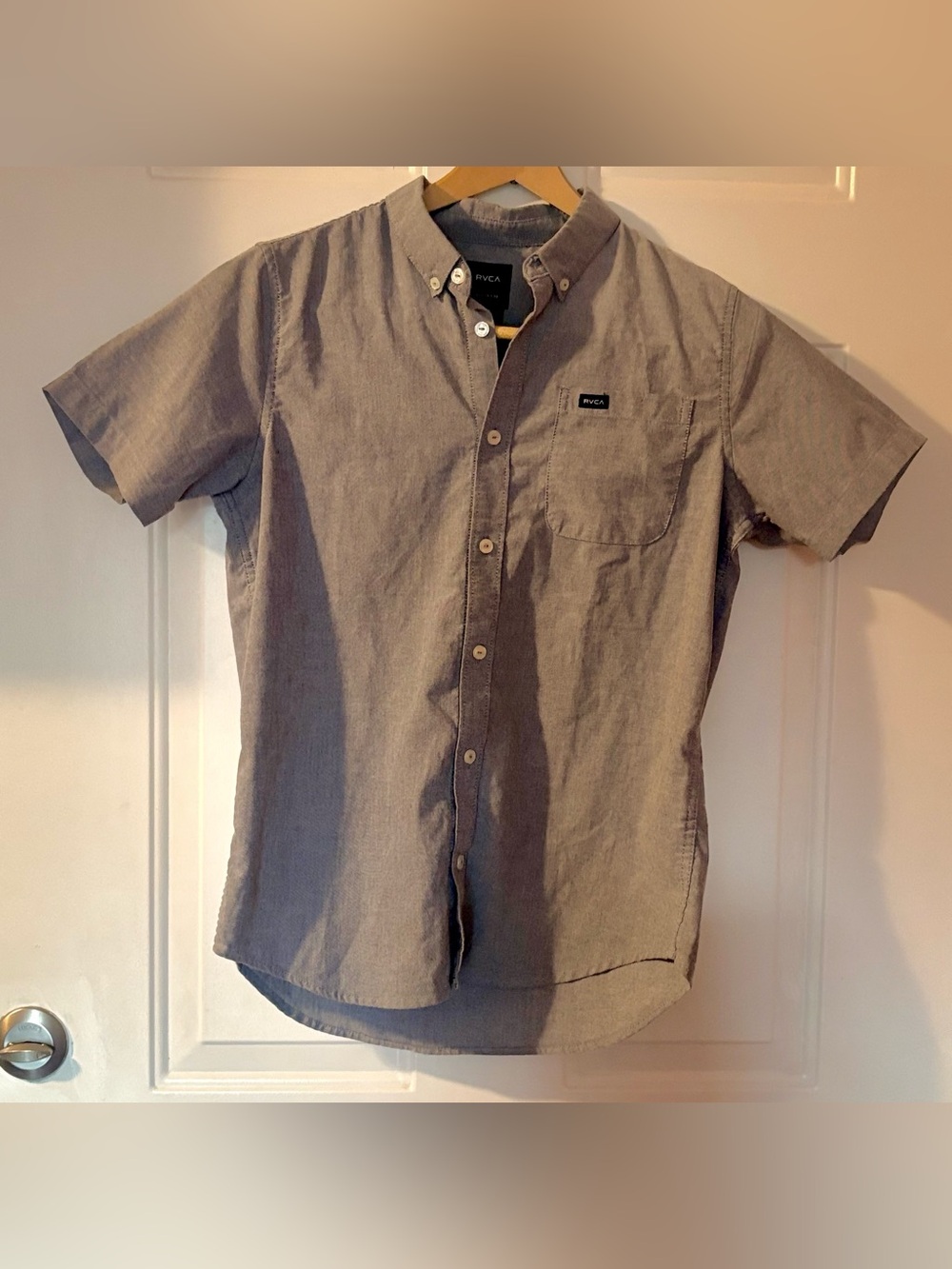 RVCA Blue Boys Fit XL button down Collared Shirt size XL